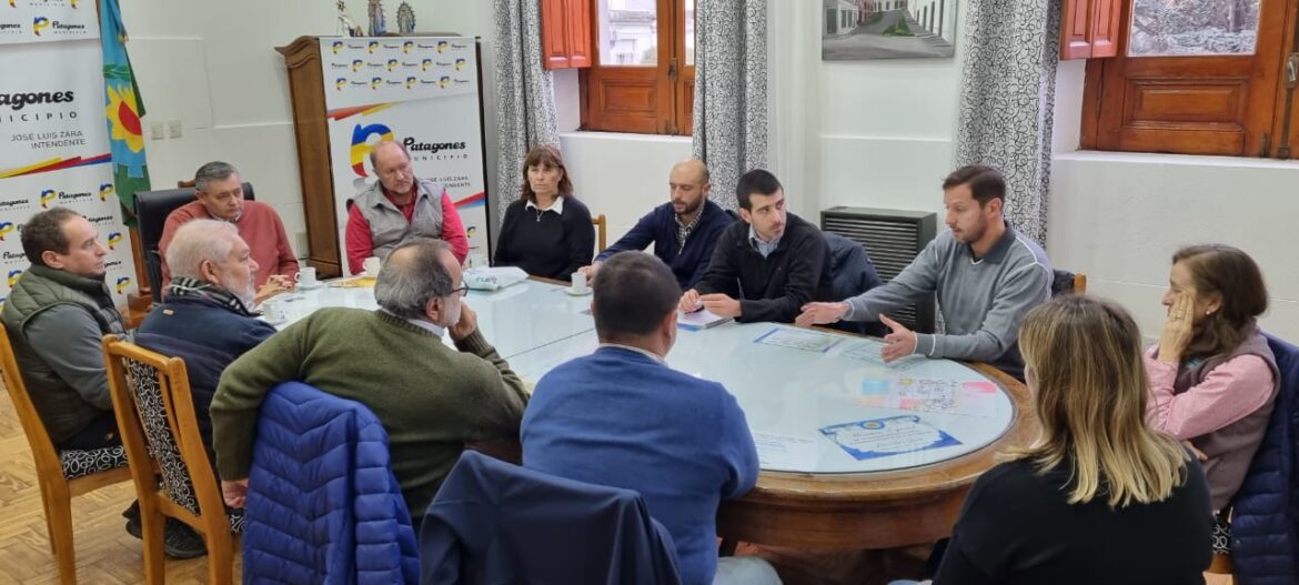 Trotta visitó Patagones para avanzar en la puesta en marcha del Plan Sanitario Ovino