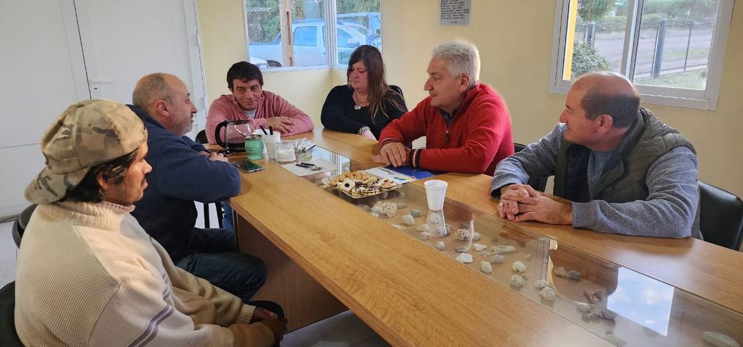 El Intendente Zara se reunió con integrantes de la Cooperativa de Agua de Bahía San Blas