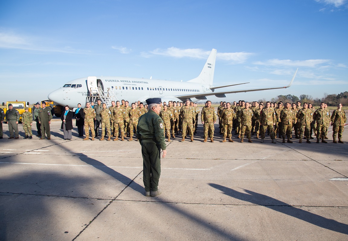 FUERZAS DE PAZ ARGENTINAS RUMBO A CHIPRE