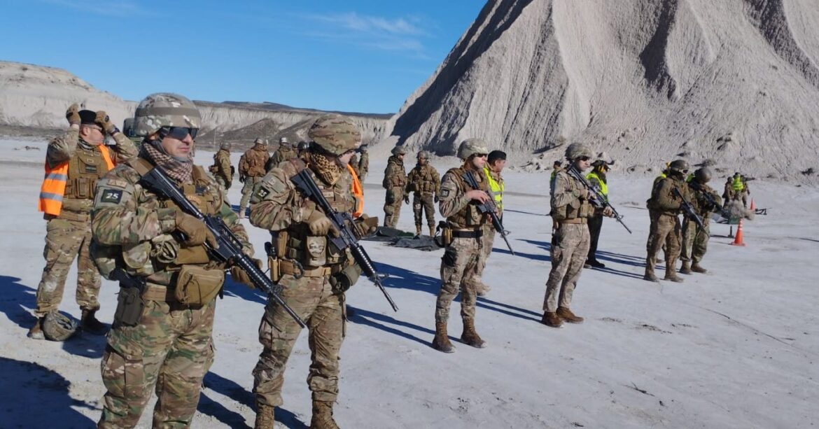 Instrucción de Cazadores Patagónicos