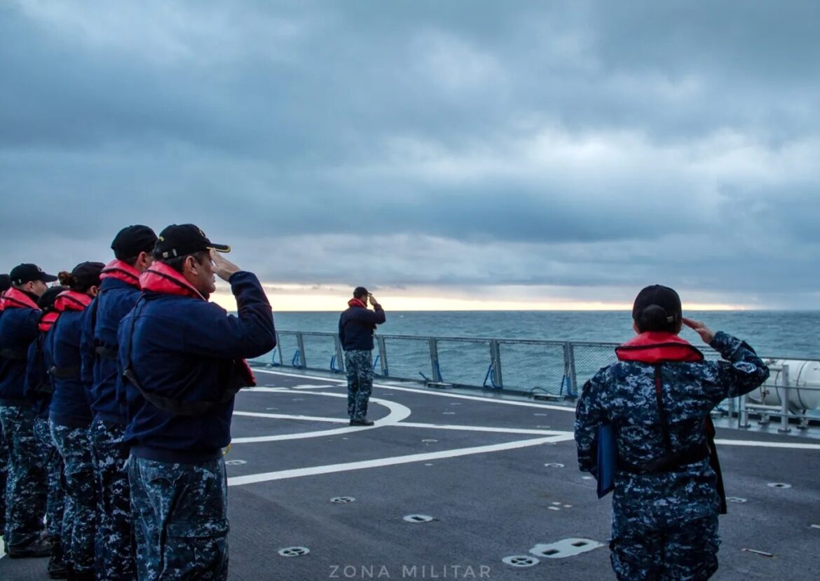 El patrullero oceánico ARA Storni rindió homenaje a los 44 tripulantes del submarino ARA San Juan