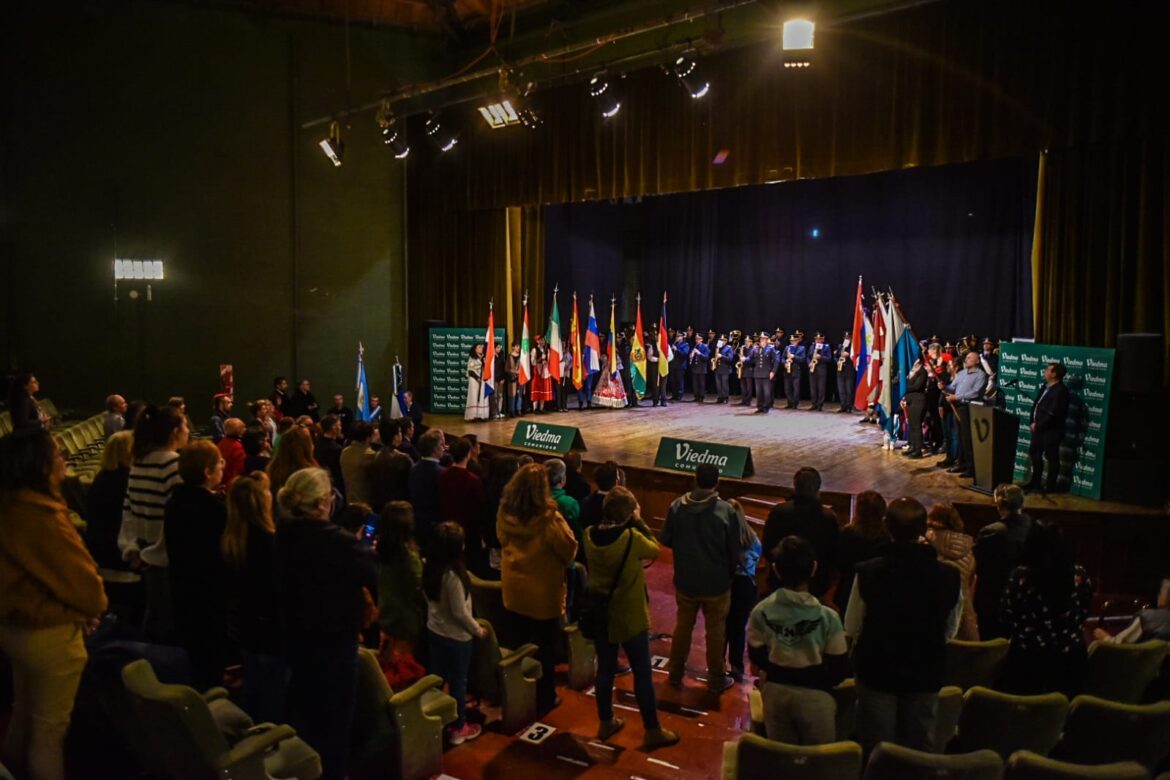 El Intendente Marino participó de la celebración del Día del Inmigrante, en Viedma