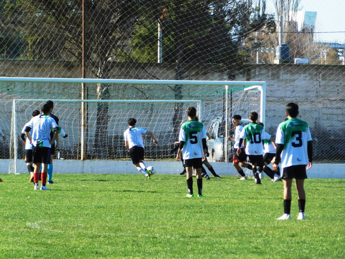 SE JUGÓ EN PATAGONES EL REGIONAL DE FÚTBOL 11