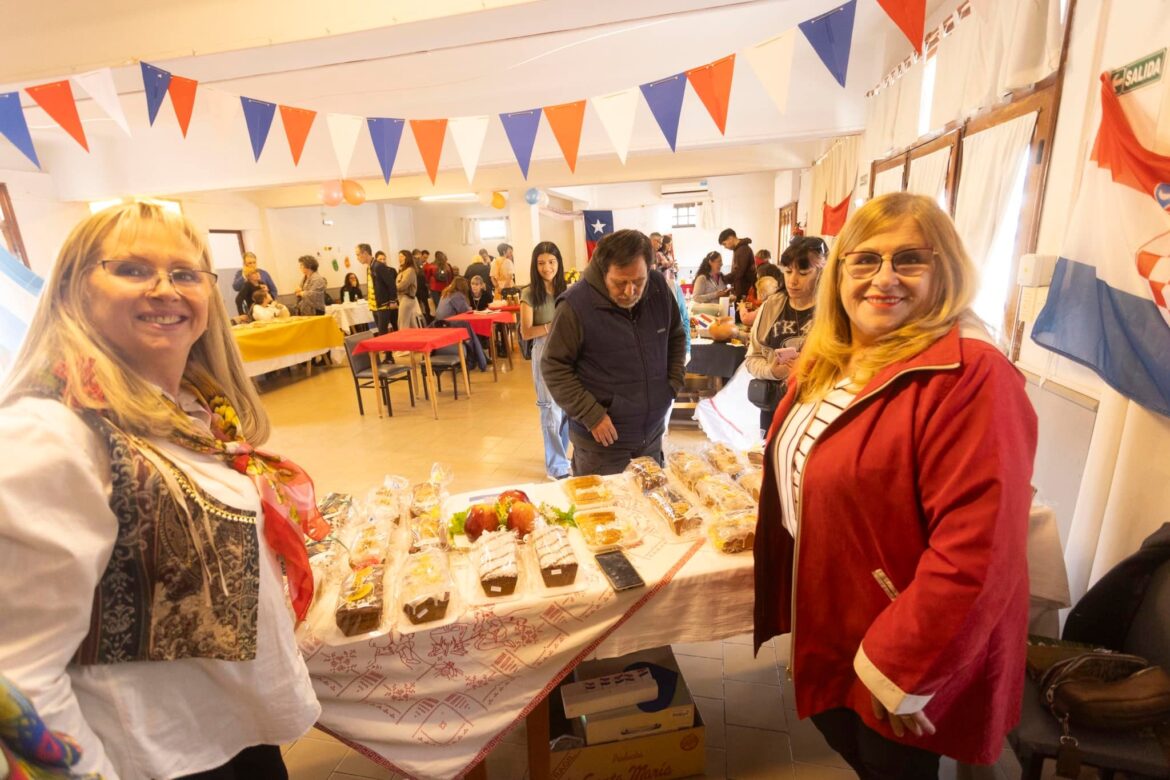 Se realizó el tradicional paseo gastronómico en conmemoración al Día del Inmigrante