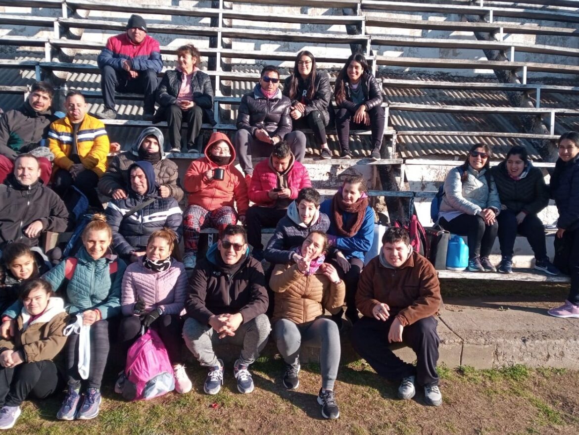 NUEVE CHICOS DEL PARTIDO DE PATAGONES CLASIFICARON EN ATLETISMO PCD