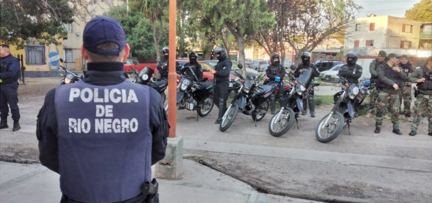 Operativo en Viedma: secuestro de motos, infracciones de tránsito y aprehendidos