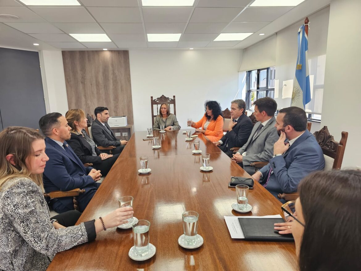 Reunión institucional del STJ con la nueva conducción del Colegio de la Abogacía de Viedma