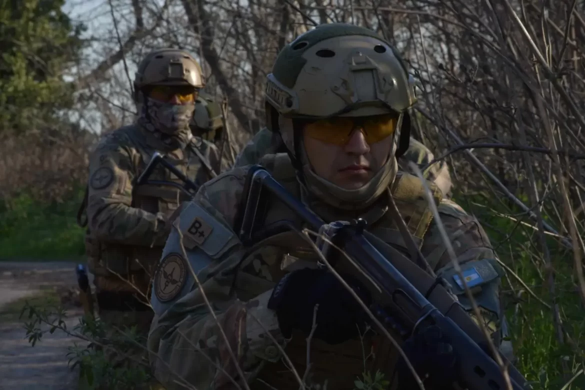 El Ejército Argentino inició el despliegue del personal y medios que participarán del Ejercicio Aonikenk en el campo de instrucción “Baterías”