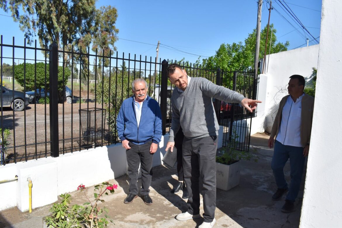 EL INTENDENTE MARINO VISITÓ LOS CAPS DE LOS BARRIOS EL PROGRESO, VILLA DEL CARMEN Y SUPERVISÓ OBRAS EN EL HOSPITAL ECAY