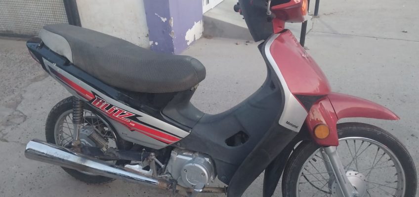 Policía secuestró una moto con irregularidades que era conducida por un adolescente